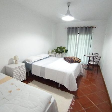 Majo Alojamento Local Bed & Breakfast ตาบัว ภายนอก รูปภาพ