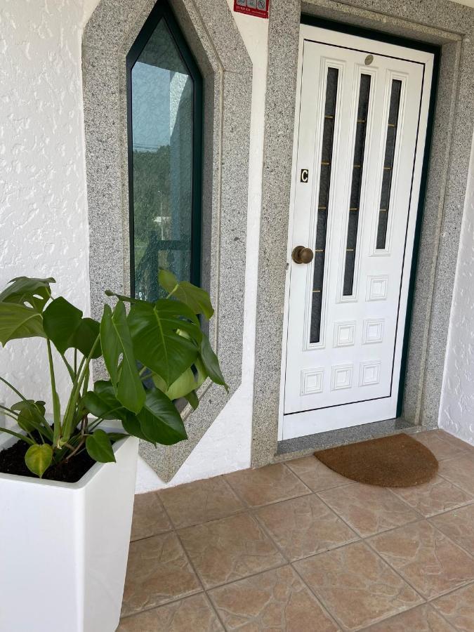 Majo Alojamento Local Bed & Breakfast ตาบัว ภายนอก รูปภาพ