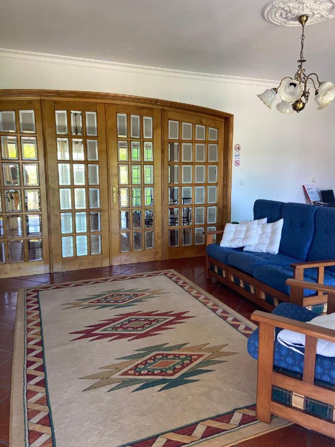 Majo Alojamento Local Bed & Breakfast ตาบัว ภายนอก รูปภาพ